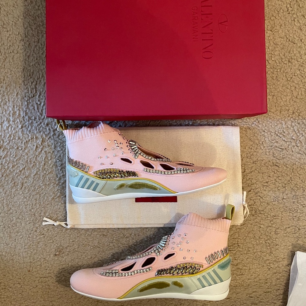 VALENTINO GARAVANI EMBELLISHED SOCK SNEACKERS.